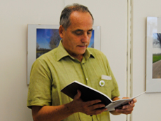 Michele Boato legge 'Enorme'